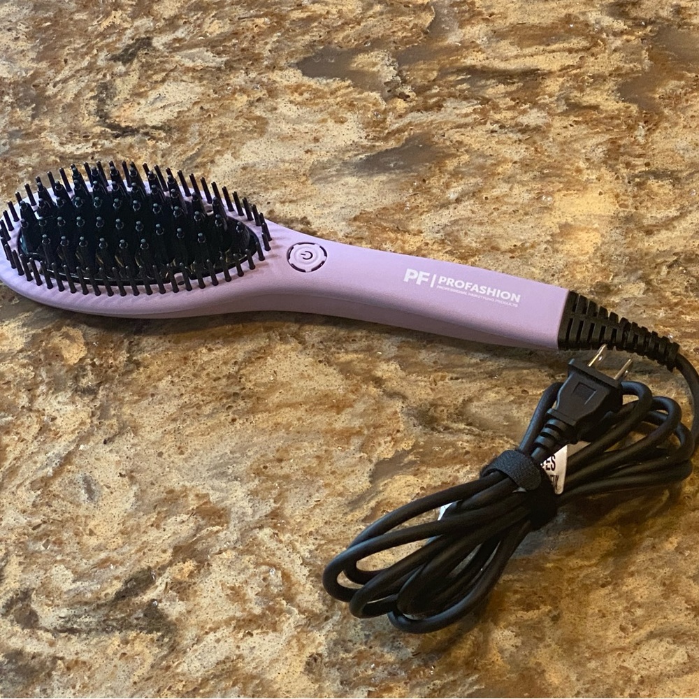 ProFashion Hair Straightening Brush - Hair Straightener